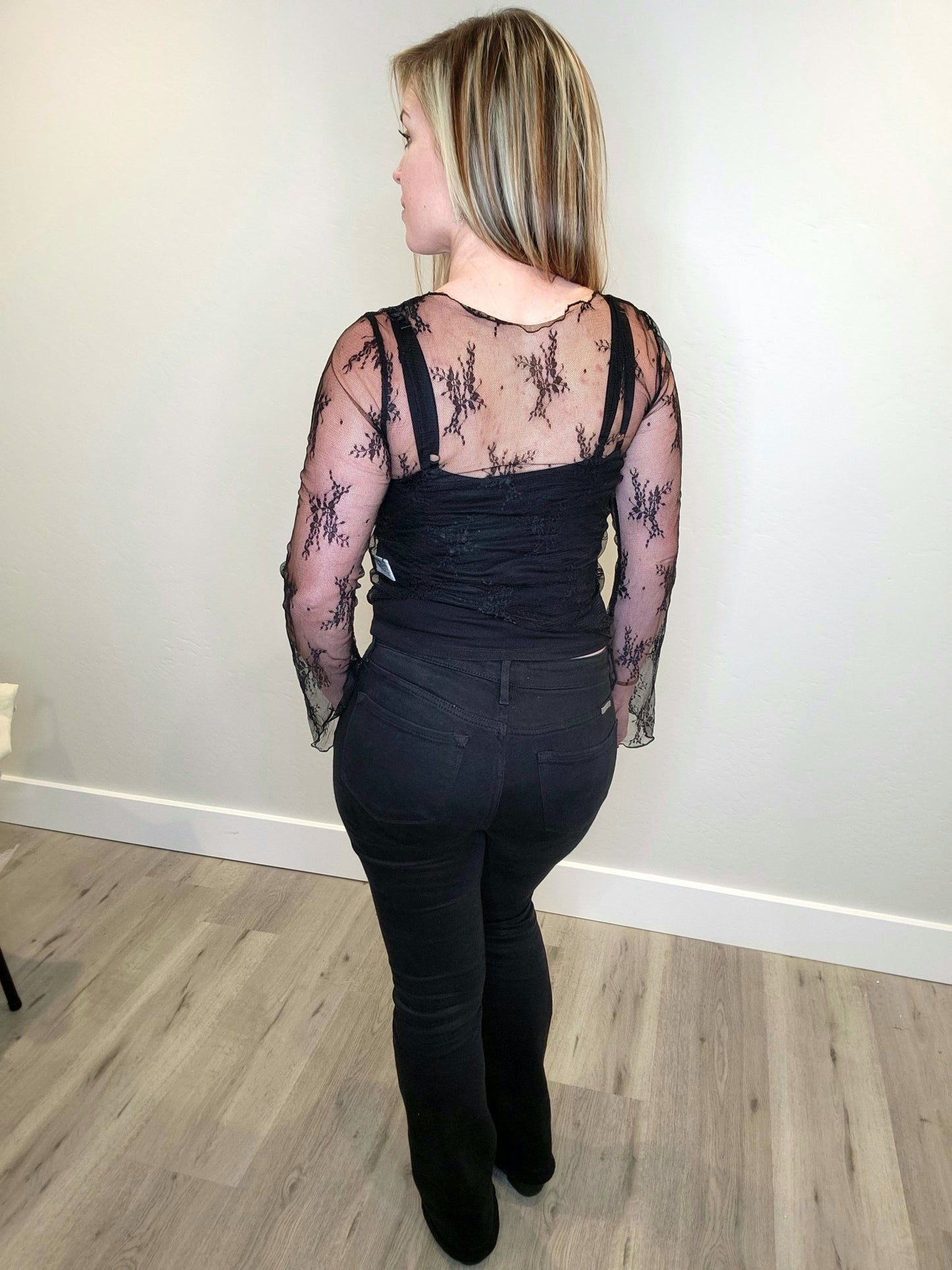 Lace Mesh Crochet Splicing Slim Fit Long Sleeve Blouse(Black) - The Purple Palm Boutique