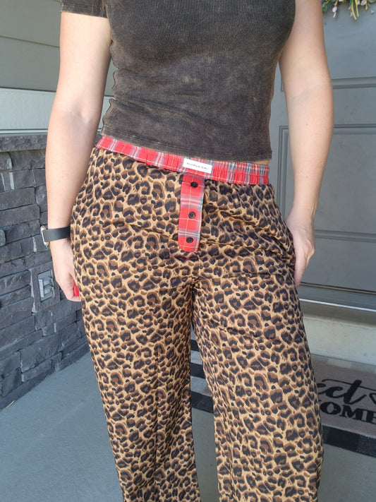 Plaid Flannel Contrast Waistband Leopard Pants (Leopard) - The Purple Palm Boutique